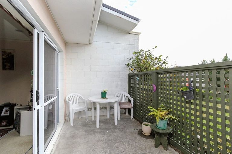 Photo of property in 62 Crownhill Street, Spotswood, New Plymouth, 4310