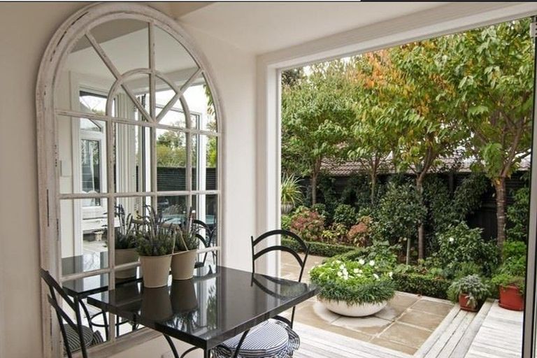 Photo of property in 51 Killarney Avenue, Torbay, Auckland, 0630