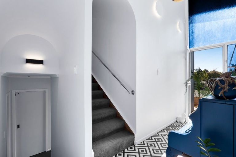 Photo of property in 17 Oberon Street, Stratford, 4332