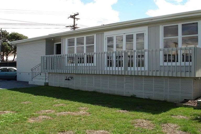 Photo of property in 55 Forrest Hill Road, Milford, Auckland, 0620