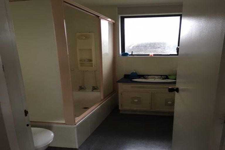 Photo of property in 2/59 Redcrest Avenue, Red Hill, Papakura, 2110