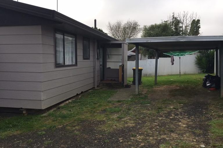 Photo of property in 2/59 Redcrest Avenue, Red Hill, Papakura, 2110
