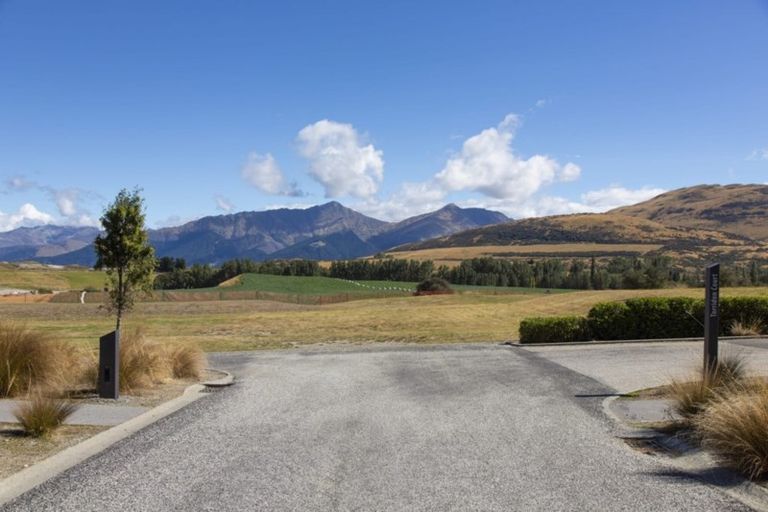 Photo of property in 7 Torridon Court, Jacks Point, Queenstown, 9371
