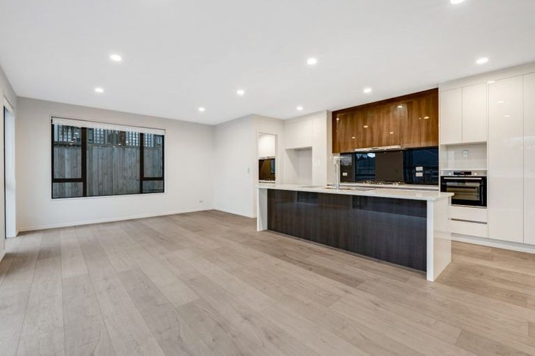 Photo of property in 241 West Hoe Heights, Orewa, 0931