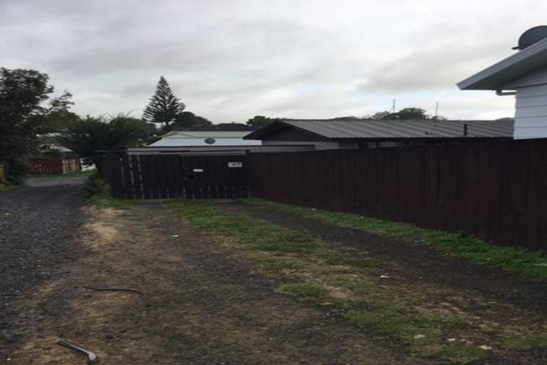 Photo of property in 2/59 Redcrest Avenue, Red Hill, Papakura, 2110