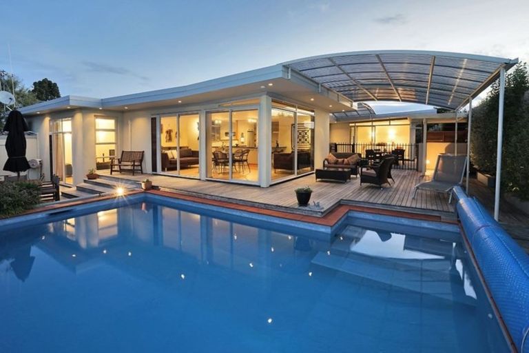 Photo of property in 76 Saint Andrews Terrace, St Andrews, Hamilton, 3200