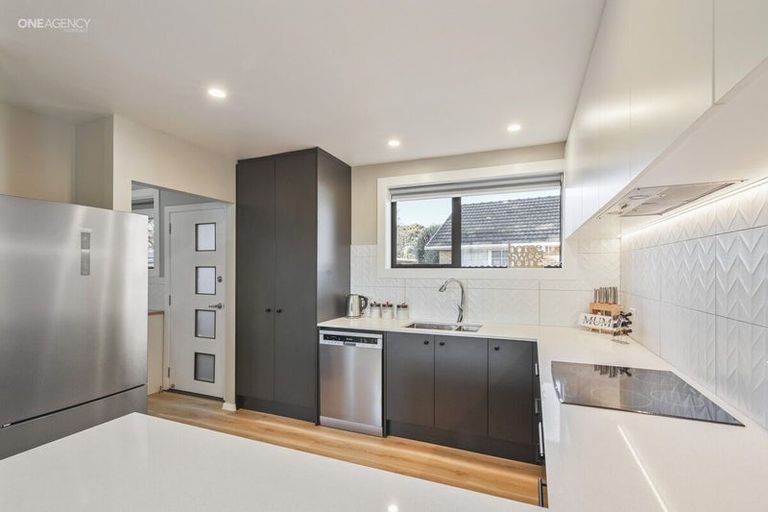 Photo of property in 8 Springmead Place, Hornby, Christchurch, 8042