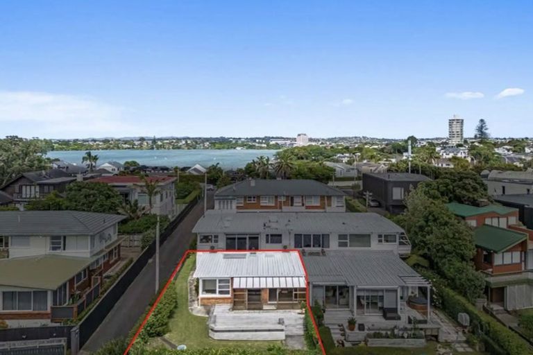 Photo of property in 35 Kitchener Road, Takapuna, Auckland, 0622