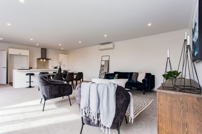 Photo of property in 6 Eric Melrose Lane, Halswell, Christchurch, 8025