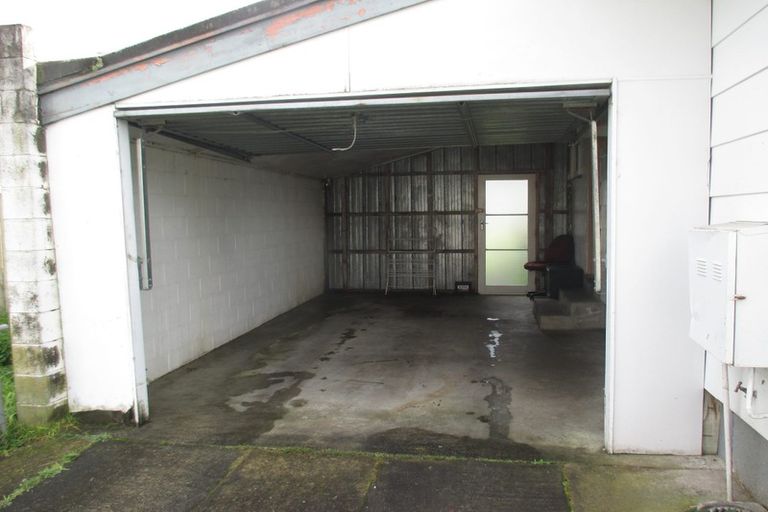 Photo of property in 30 Oakfield Crescent, Pukete, Hamilton, 3200