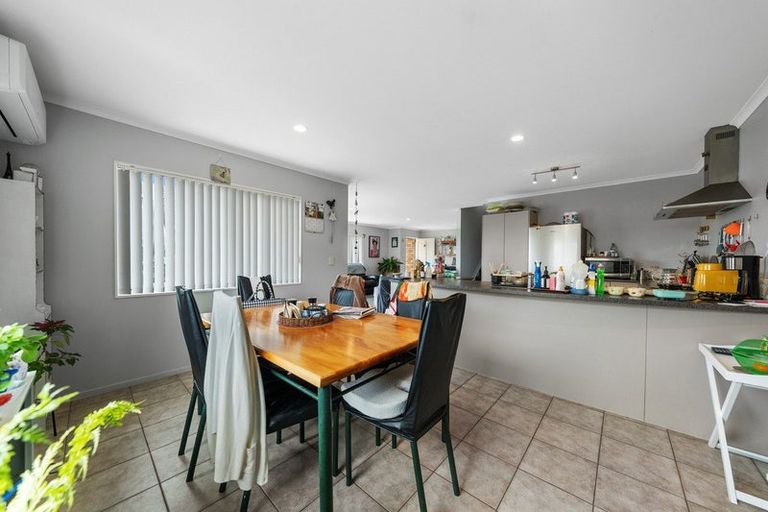 Photo of property in 168a Rathgar Road, Henderson, Auckland, 0610