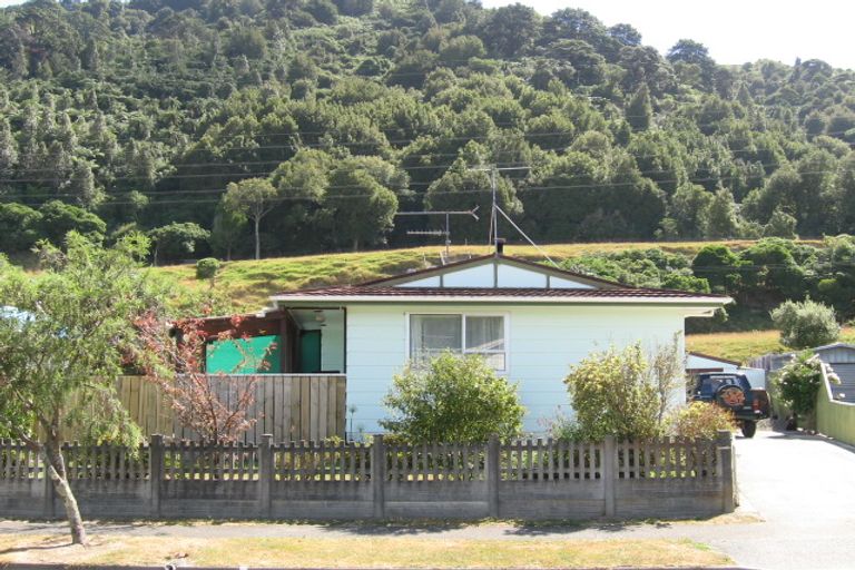 Photo of property in 47 Hartford Crescent, Totara Park, Upper Hutt, 5018