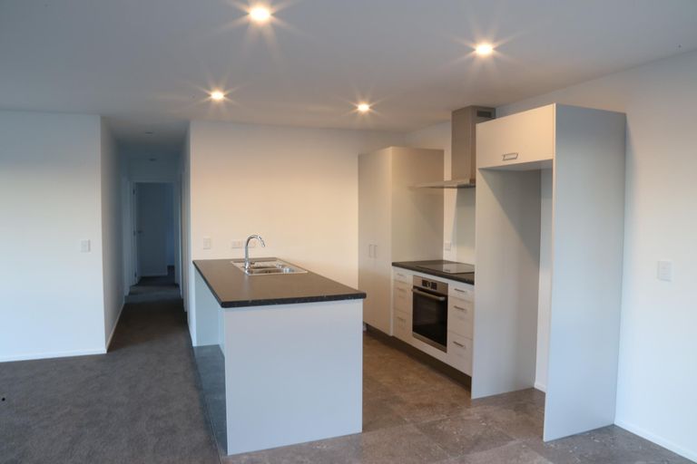 Photo of property in 12a Waterview Place, Haruru, 0204