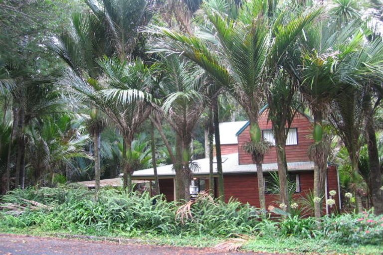 Photo of property in 40 Valley Road, Titirangi, Auckland, 0604