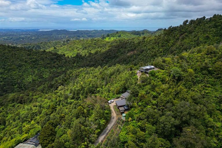 Photo of property in 166 Opanuku Road, Henderson Valley, Auckland, 0612