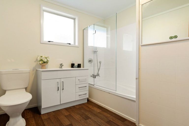 Photo of property in 7 Mckinley Place, Nawton, Hamilton, 3200