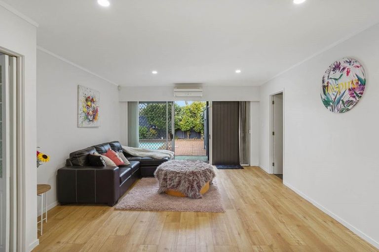 Photo of property in 1/509 Weymouth Road, Weymouth, Auckland, 2103