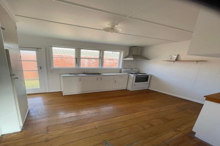 Photo of property in 4/3 Huia Grove, Elderslea, Upper Hutt, 5018