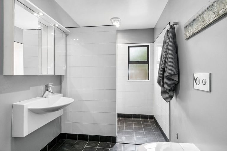 Photo of property in 31/29 Belmont Terrace, Belmont, Lower Hutt, 5010