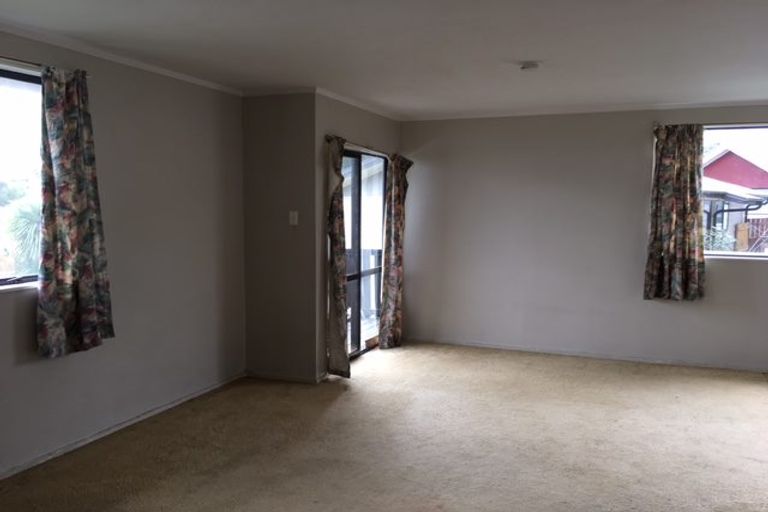 Photo of property in 2/59 Redcrest Avenue, Red Hill, Papakura, 2110