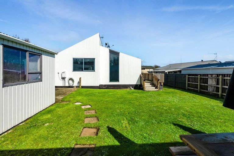 Photo of property in 24 Gardenia Avenue, Bell Block, New Plymouth, 4312