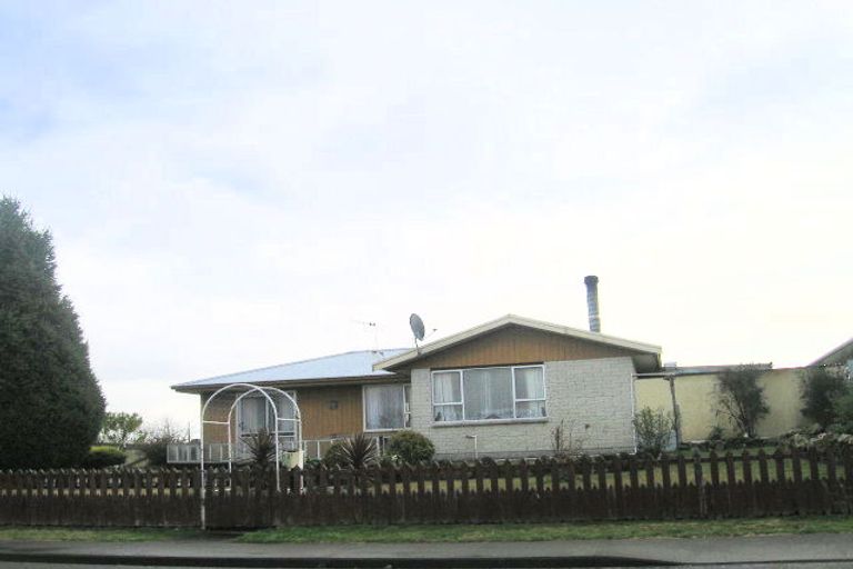 Photo of property in 16 Diaz Drive, Flaxmere, Hastings, 4120