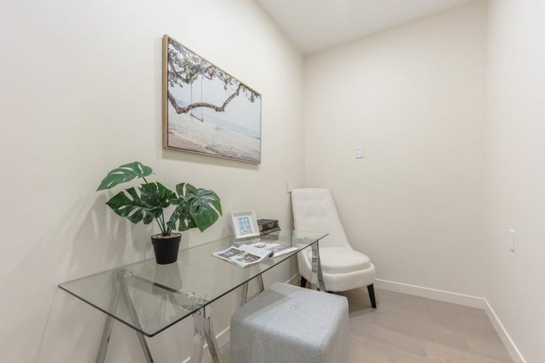 Photo of property in 29 Kaupeka Road, Orewa, 0931