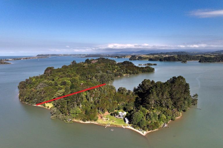 Photo of property in 1 Ohakana Island, Ohakana Island, Whakatane, 3198