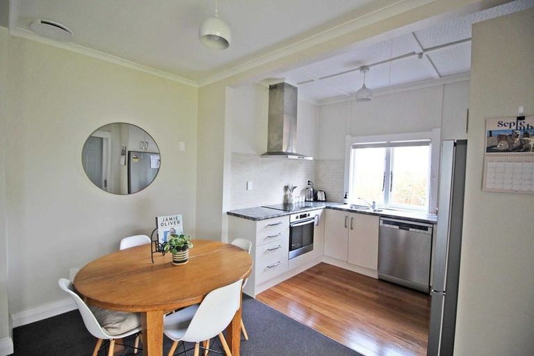 Photo of property in 2 Hall Lane, Frankton, Hamilton, 3204