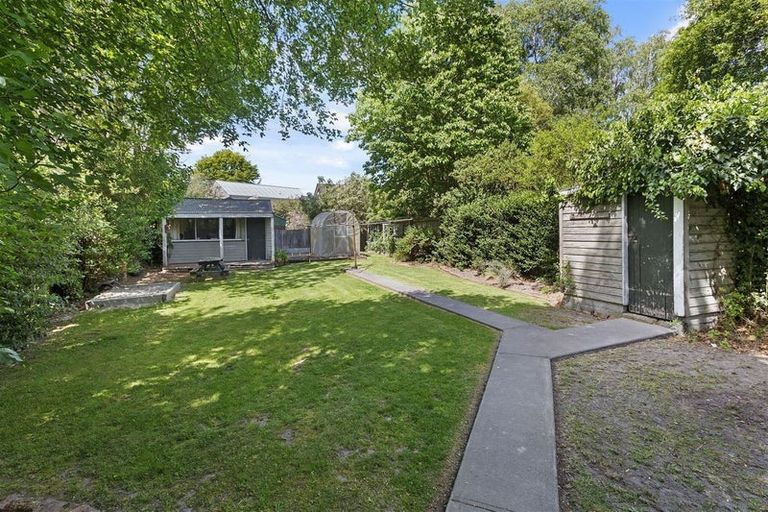 Photo of property in 46 Otara Street, Ilam, Christchurch, 8053
