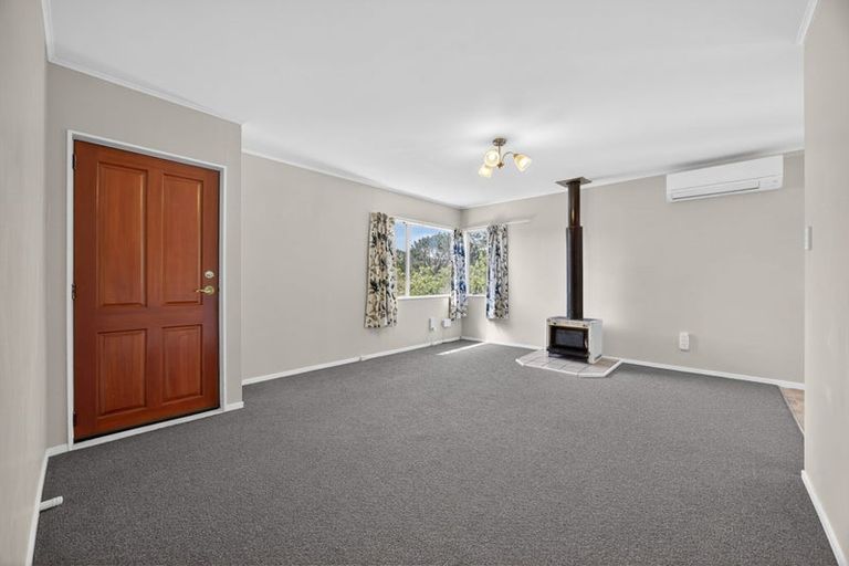 Photo of property in 2/34a Helena Street, Massey, Auckland, 0614