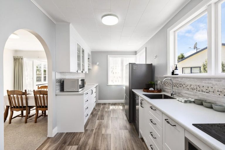 Photo of property in 13 Kilmister Grove, Boulcott, Lower Hutt, 5011