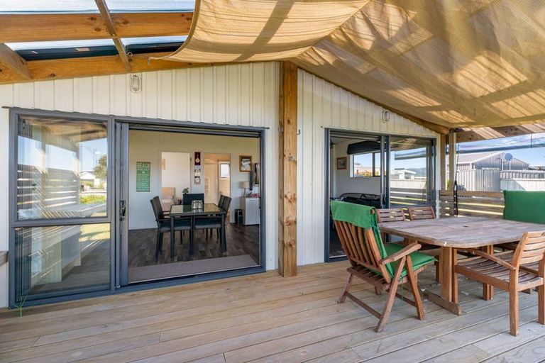 Photo of property in 184 Ngaio Drive, Matarangi, Whitianga, 3592