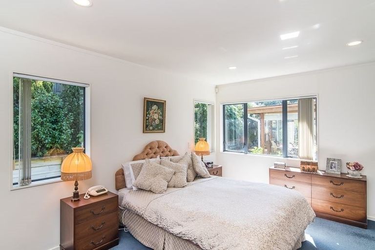 Photo of property in 12 San Priamo Place, Paraparaumu Beach, Paraparaumu, 5032