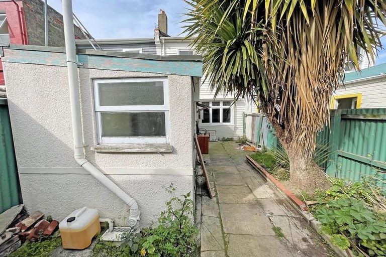 Photo of property in 10 Clyde Street, North Dunedin, Dunedin, 9016