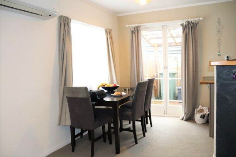 Photo of property in 2/54 Pooks Road, Ranui, Auckland, 0612