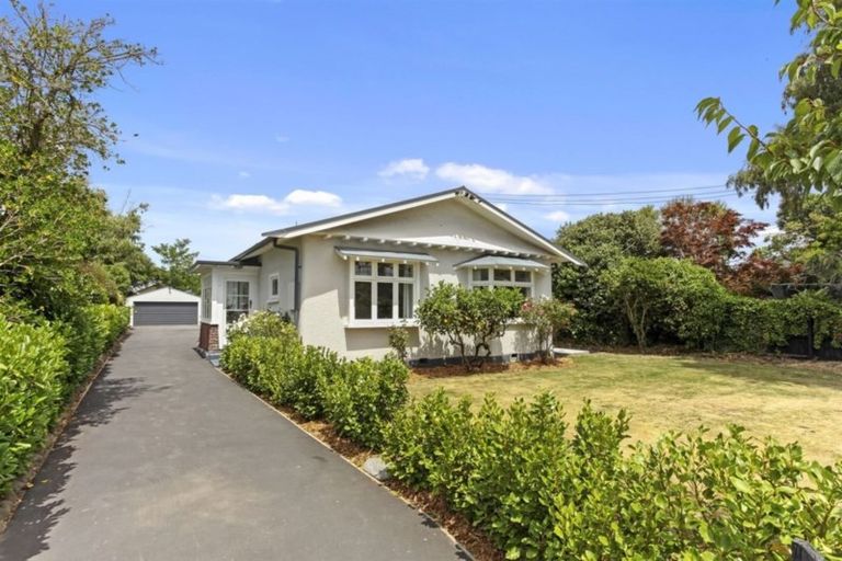 Photo of property in 16 Perry Street, Papanui, Christchurch, 8053