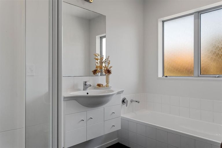 Photo of property in 72 St Lukes Street, Woolston, Christchurch, 8062