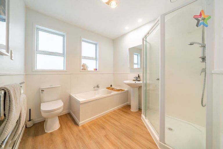 Photo of property in 11 Wheatley Street, Naenae, Lower Hutt, 5011