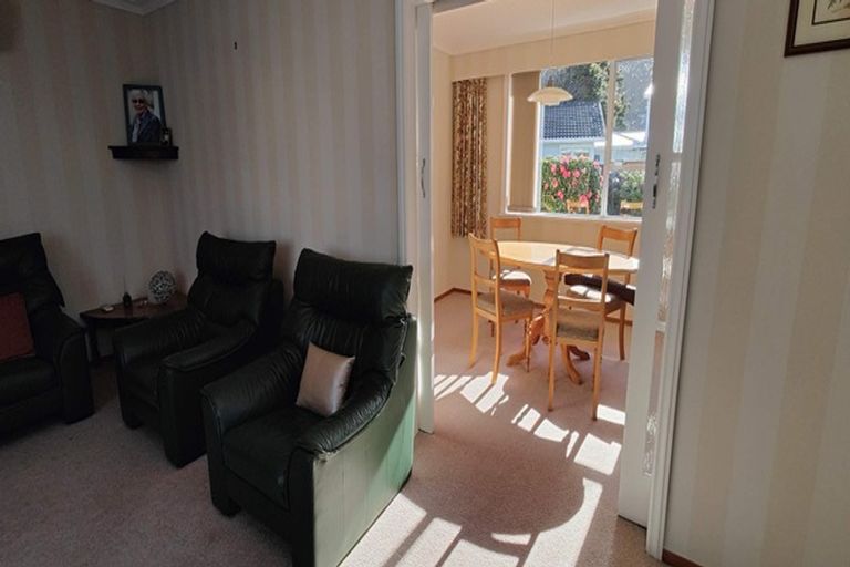 Photo of property in 51 Holdsworth Avenue, Trentham, Upper Hutt, 5018