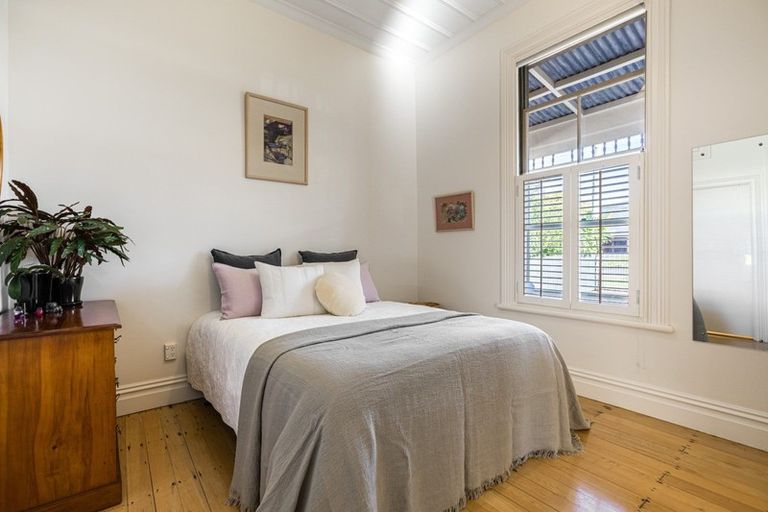 Photo of property in 85 Albert Road, Devonport, Auckland, 0624