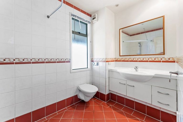 Photo of property in 224 Whitehills Road, Waitoki, Silverdale, 0994