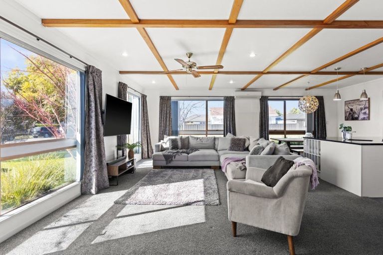 Photo of property in 24 Harpham Street, Taradale, Napier, 4112