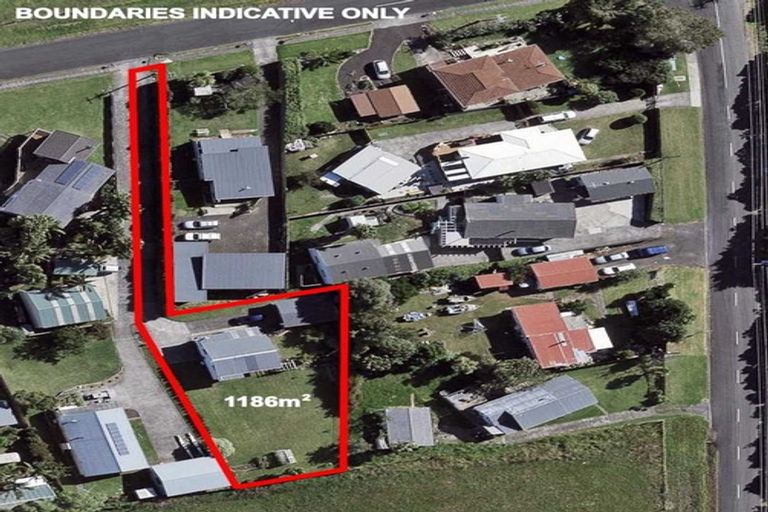 Photo of property in 24 Beach Road, Glenbrook, Waiuku, 2681