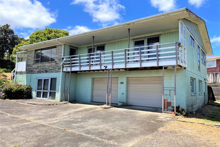 Photo of property in 41 Victoria Avenue, Waiuku, 2123