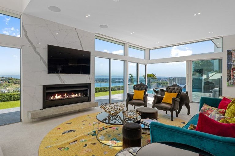 Photo of property in 6 Gazelle Lane, Redcliffs, Christchurch, 8081