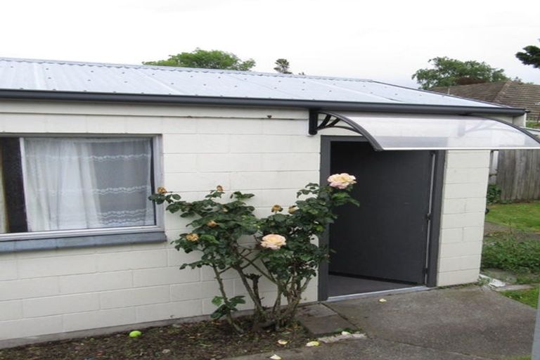 Photo of property in 3 Milnebank Street, Upper Riccarton, Christchurch, 8041