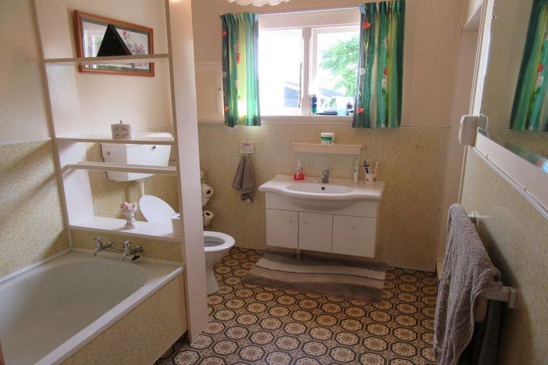 Photo of property in 151 High Street, Waimate, 7924