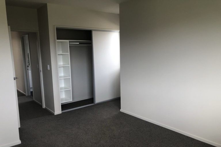 Photo of property in 5 Rahui Street, Strathmore Park, Wellington, 6022