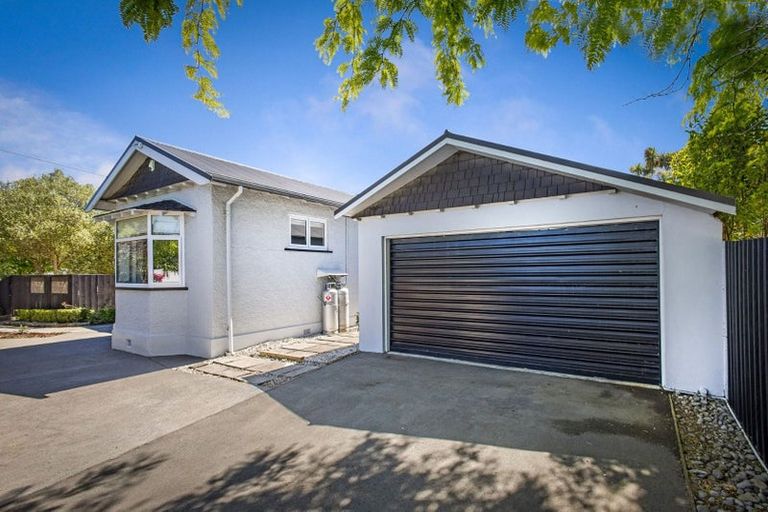 Photo of property in 126 Hamilton Avenue, Ilam, Christchurch, 8041